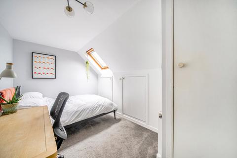 2 bedroom flat for sale, Fernwood Avenue, Streatham, London, SW16