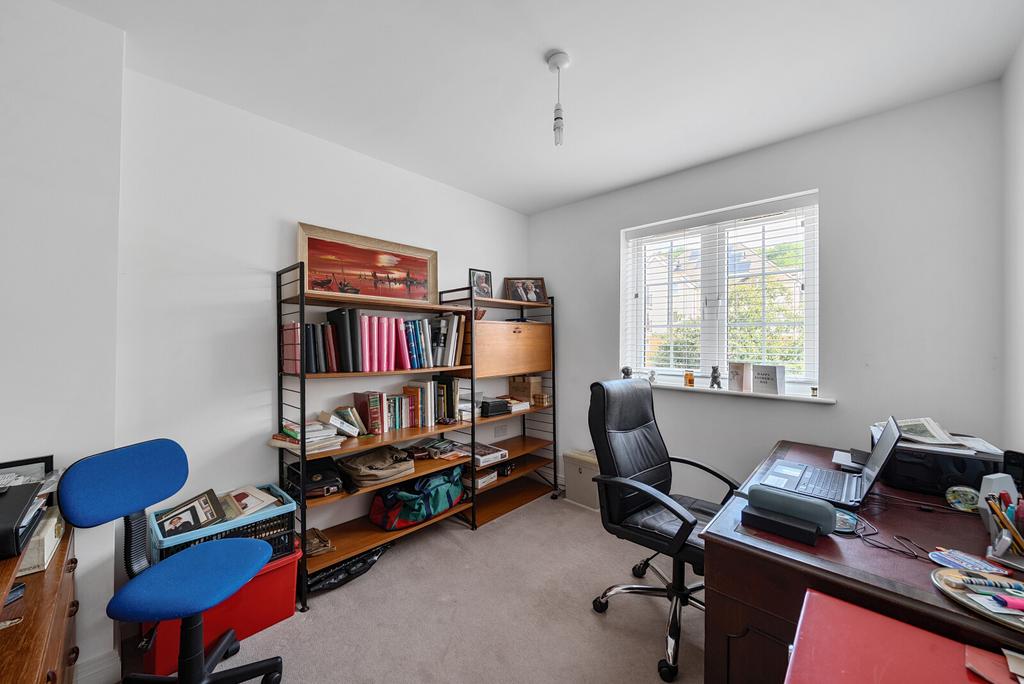 1345293-12-68aee1...