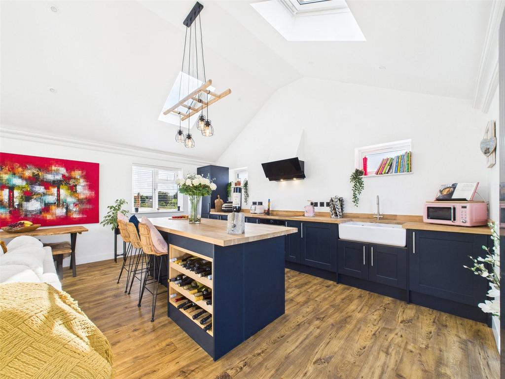 Kitchen / Living