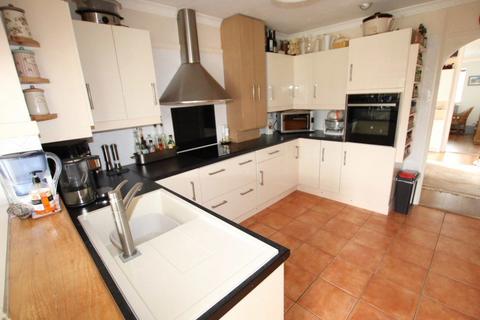 2 bedroom bungalow for sale, Crome Road, Clacton on Sea, CO16