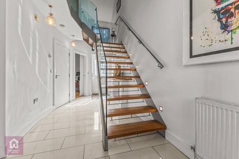3 bedroom semi-detached house for sale, Hale Road, Hale, Altrincham, Greater Manchester, WA15
