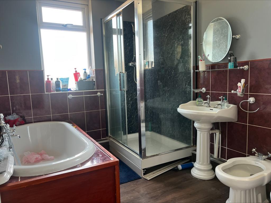 Bathroom .jpeg