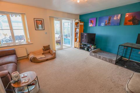 3 bedroom semi-detached house for sale, Redruth Drive, Crag Bank, Carnforth