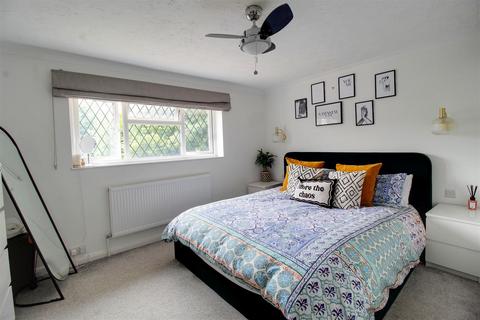 40 Glebe Cottages, Essendon, Hatfield, AL9 6HH