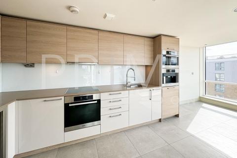 3 bedroom apartment for sale, Compass House, Chelsea Creek SW6