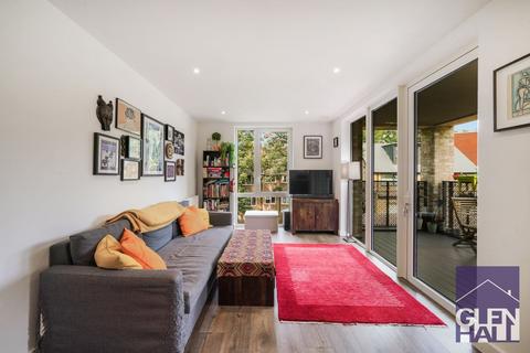 2 bedroom apartment for sale, 1 Brannigan Way, Edgware HA8
