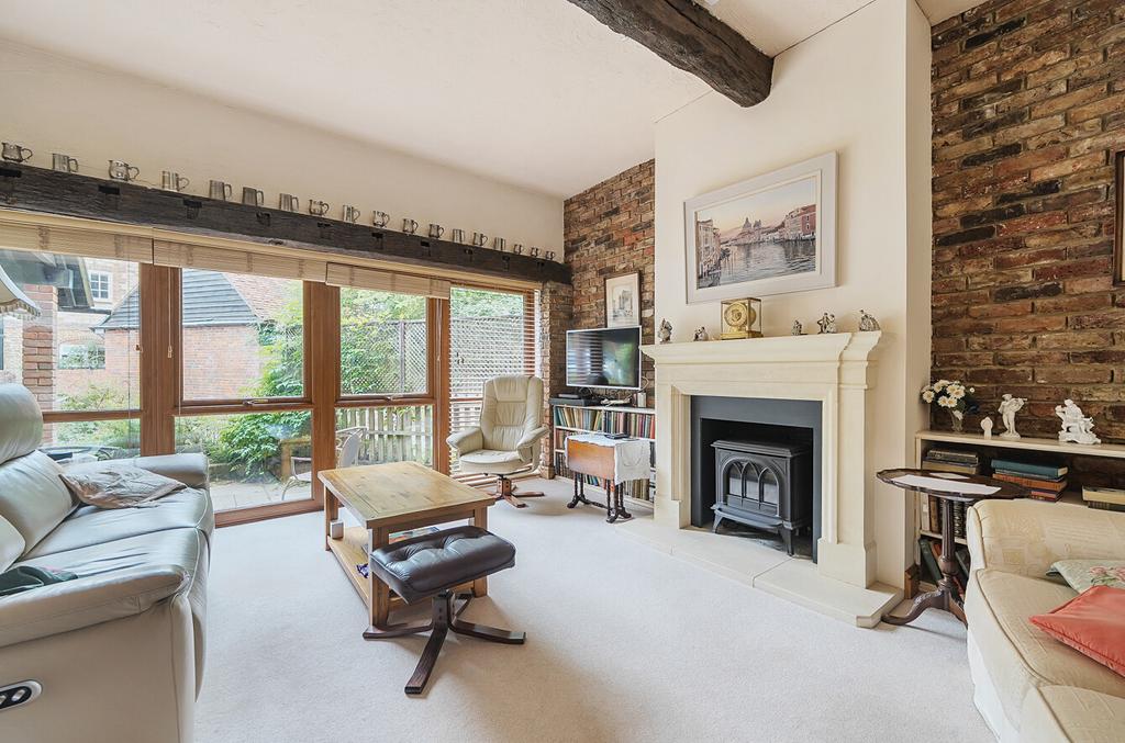 1340849-7-68a5b18...