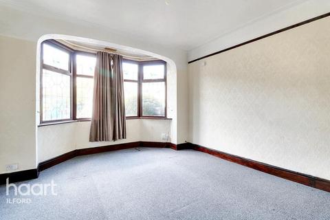 4 bedroom end of terrace house for sale, Brook Road, Ilford