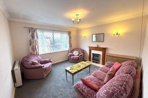 2 bedroom flat for sale, The Ridings, Southport, PR9 8NG