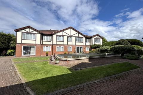 2 bedroom flat for sale, The Ridings, Southport, PR9 8NG