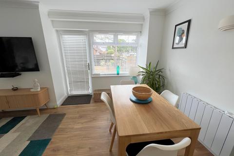 undefined, Waverley Road, New Milton, Hampshire. BH25 6PQ