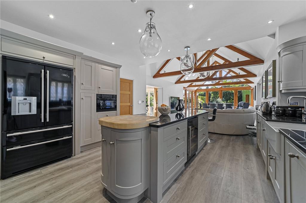 Kitchen Family Room