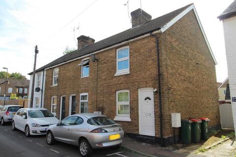 2 bedroom end of terrace house for sale, Alpha Road, Crawley, West Sussex. RH11 7BH