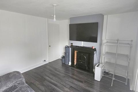 2 bedroom end of terrace house for sale, Alpha Road, Crawley, West Sussex. RH11 7BH