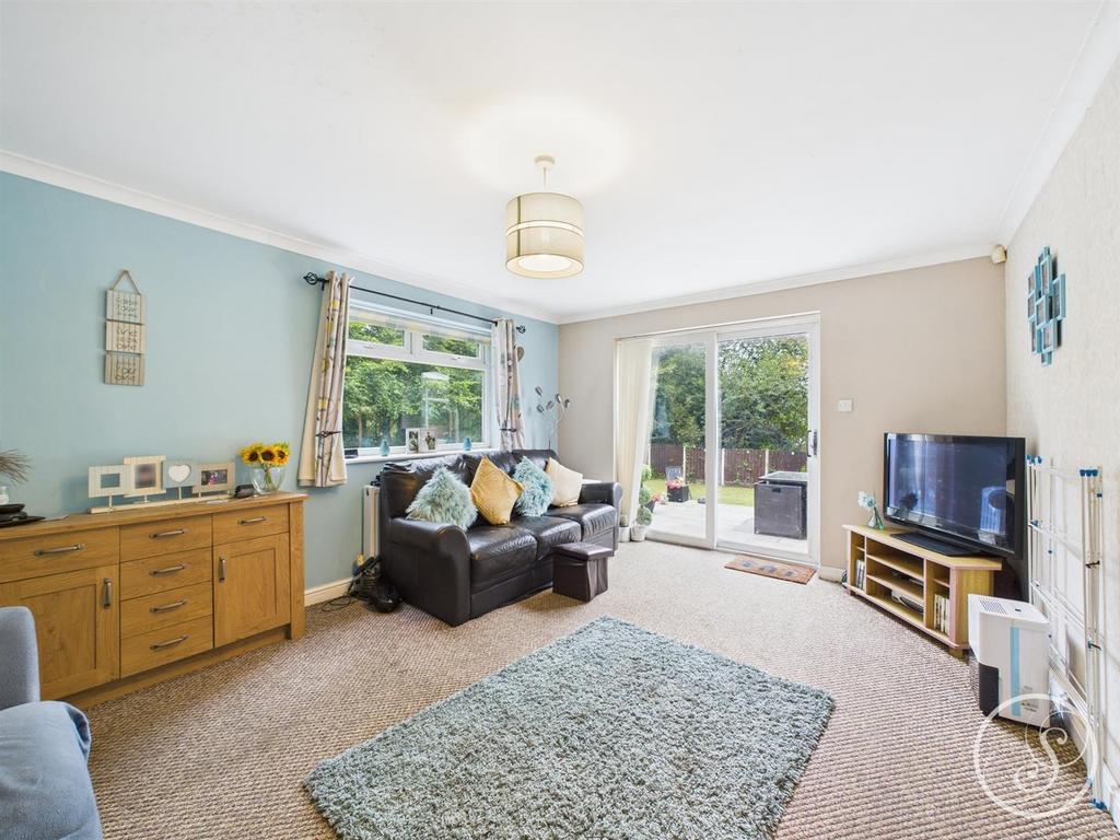 Second sitting room