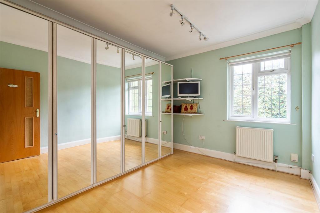 642 Streetsbrook Road 12.jpg