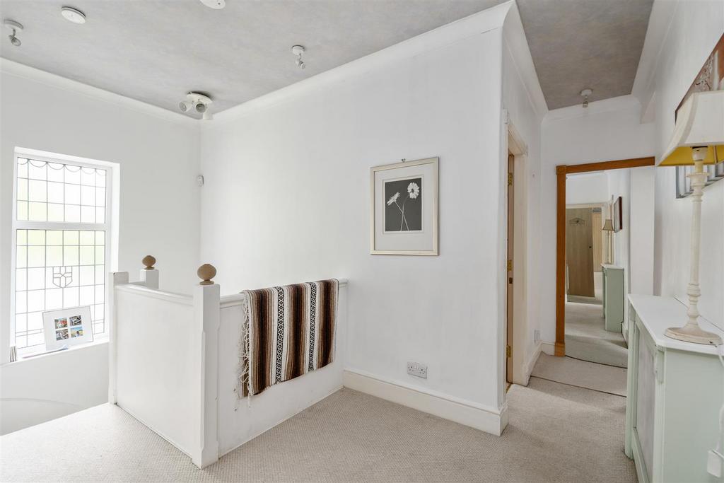 642 Streetsbrook Road 16.jpg