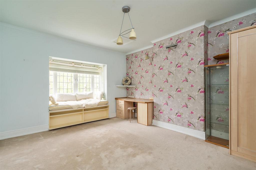 642 Streetsbrook Road 13.jpg