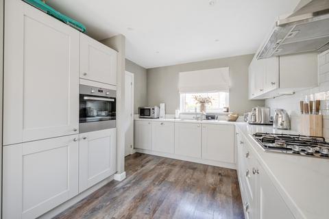 undefined, Honey Bee Street, Reading RG31