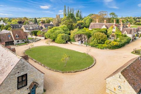 The Manor Mews Bidford Road, Cleeve Prior, Evesham, WR11 8LQ