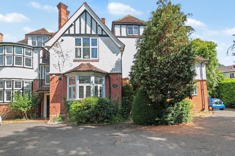 undefined, Kingsdowne Road, Surbiton KT6