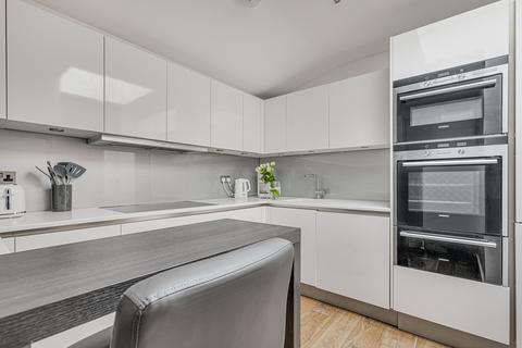3 bedroom apartment to rent, Harley Street, London, W1G