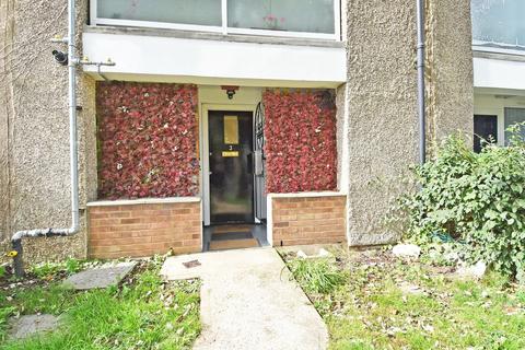 undefined, Hardwicke Road, Richmond, TW10