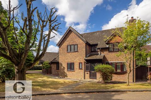 4 bedroom detached house for sale - Seppings Way, Norwich NR13