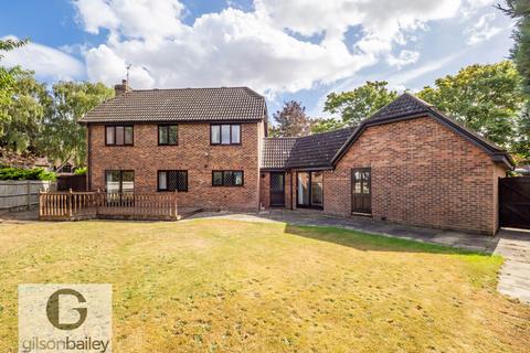 4 bedroom detached house for sale, Seppings Way, Norwich NR13