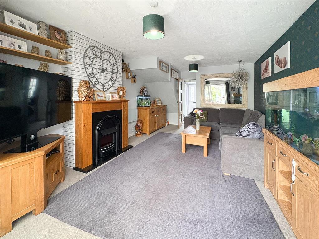 Living room-1.jpg