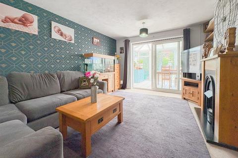 2 bedroom terraced house for sale, Vallance Close, Burgess Hill