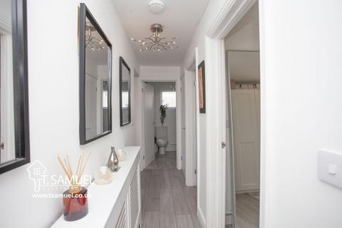 3 bedroom bungalow for sale, High Trees, Trefechan, Merthyr Tydfil