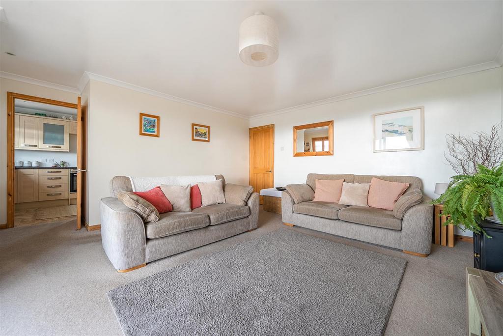 Henlake Sitting Room..jpg