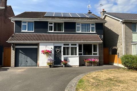undefined, Broadway Avenue, Halesowen B63