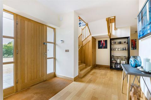 19 Walnut Tree Road, Pirton, Hitchin, SG5 3PX