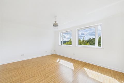 15 The Cornfields, Hemel Hempstead, HP1 1UA