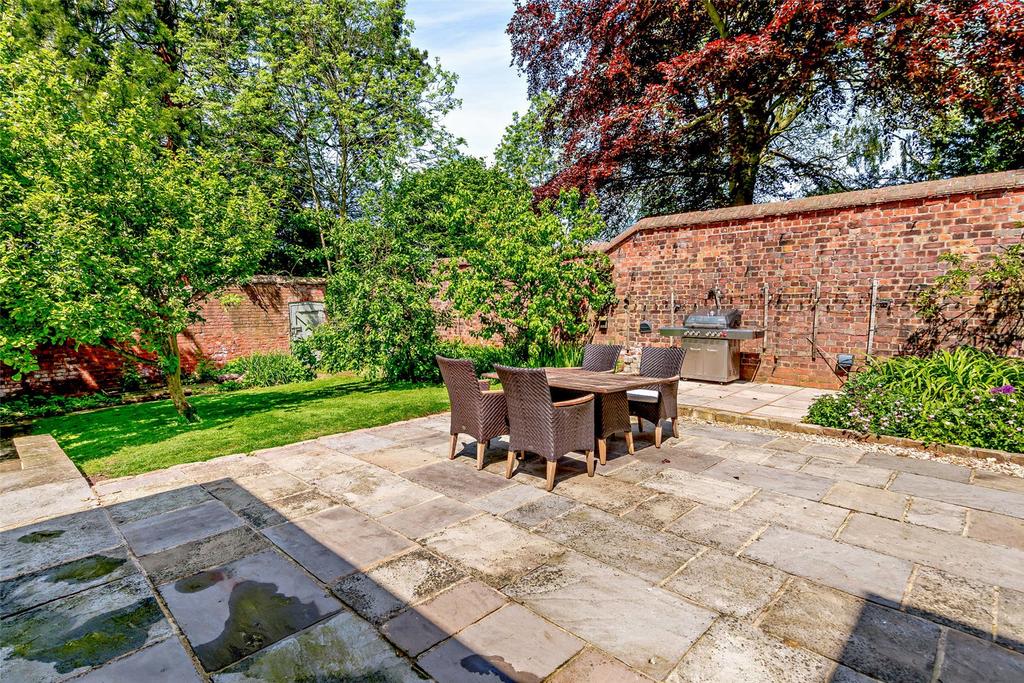 Walled Garden
