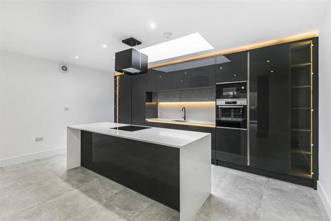 undefined, Madeley Road, Ealing W5