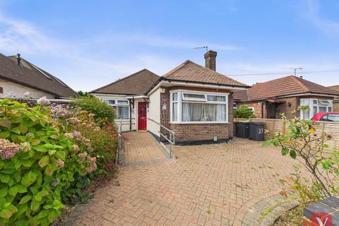 Exton Avenue, Luton LU2