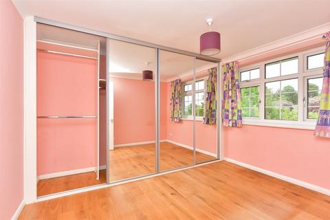 3 bedroom detached house for sale, Prince Charles Avenue, Walderslade, Chatham, Kent