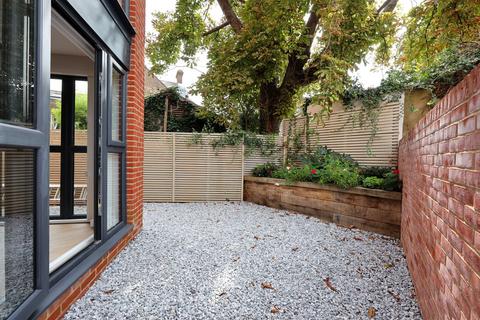 2 bedroom apartment for sale, Church Road, Burgess Hill, RH15