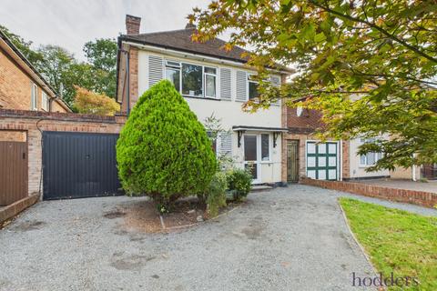 Little Green Lane, Chertsey, Surrey, KT16
