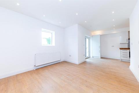 2 bedroom apartment to rent, Archway Road, N6