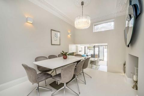 undefined, Aubert Road, London N5