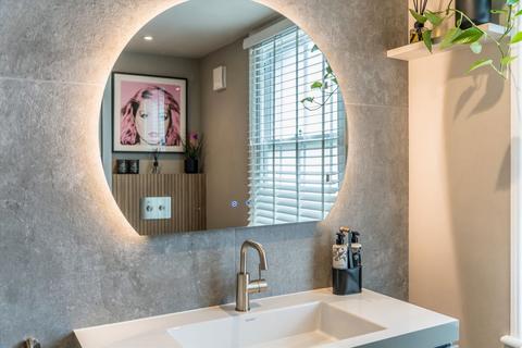 15 Aubert Road, London, N5 1TX