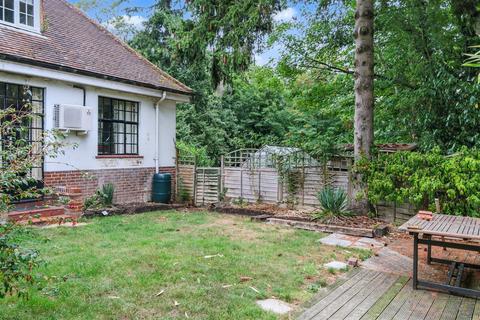 undefined, Watling Street, Radlett WD7
