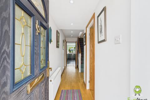 44 Lavender Road, Basingstoke, RG22 5NL