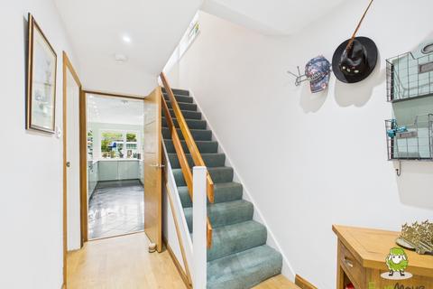 44 Lavender Road, Basingstoke, RG22 5NL