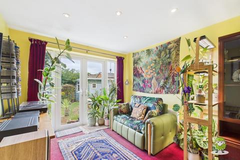 44 Lavender Road, Basingstoke, RG22 5NL