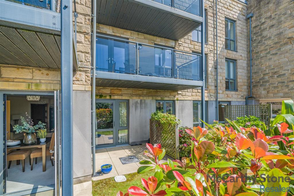 8658031-exterior01.jpg